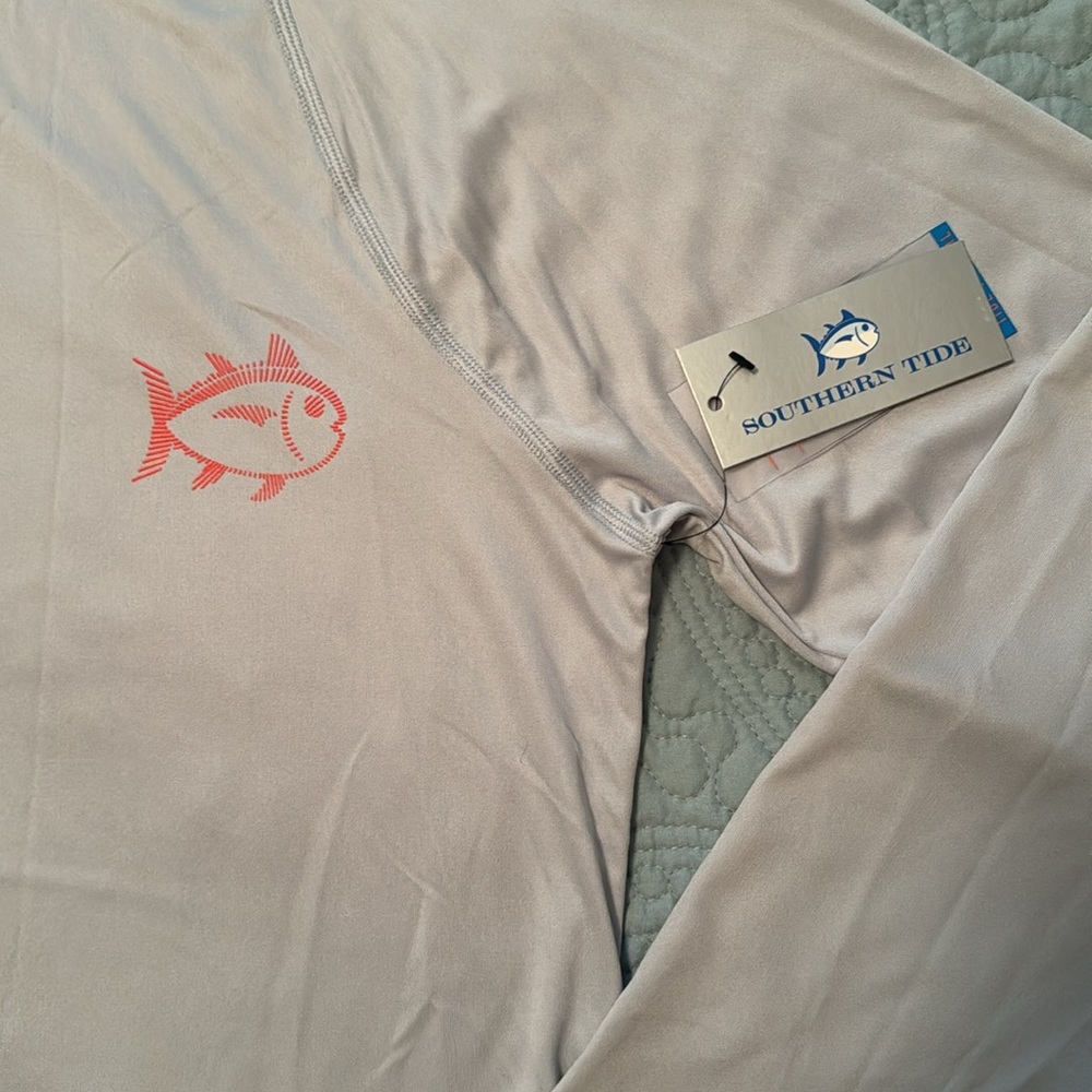 New Southern Side Performance Tee - Picture 2 of 5